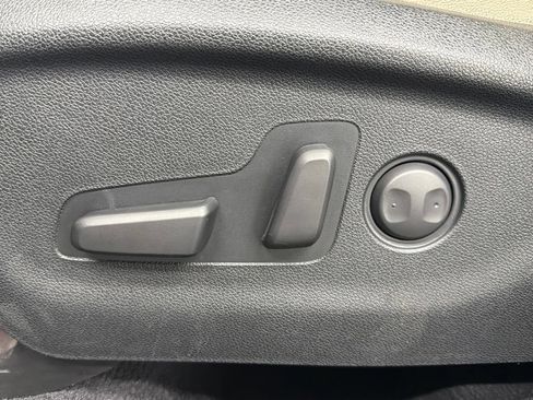 Used 2017 Kia Sorento EX w/ EX V6 Premium Package FWD image 24