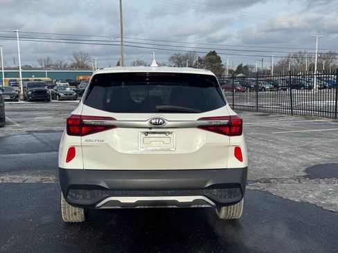 Used 2021 Kia Seltos LX image 24