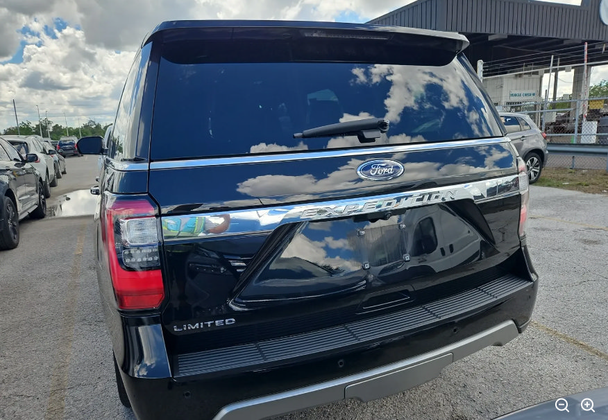 Used 2021 Ford Expedition Limited RWD image 5