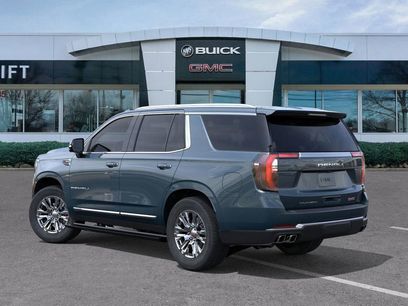 New 2026 GMC Yukon Denali w/ Sun & Power Step Package