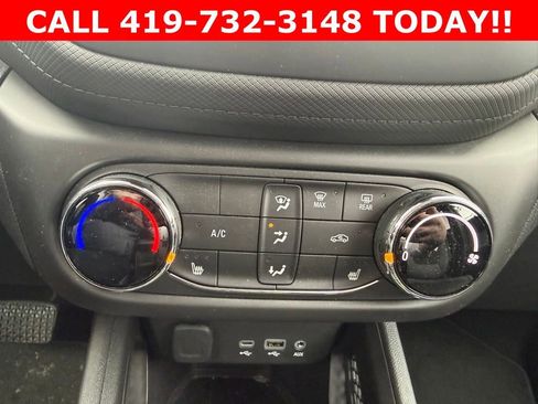 Used 2022 Chevrolet TrailBlazer LT image 11