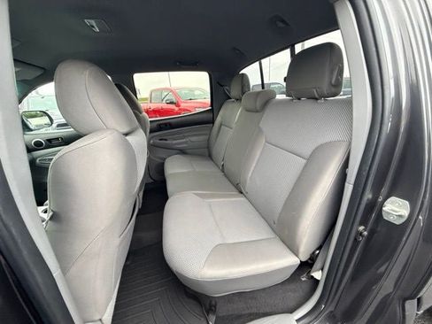 Used 2013 Toyota Tacoma 4x4 Double Cab w/ TRD Sport Pkg image 16