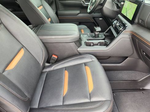 Used 2025 GMC Sierra 1500 AT4 w/ AT4 Premium Package AWD/4WD image 20