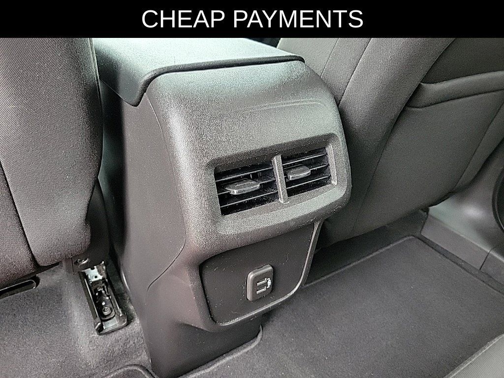 Used 2022 Chevrolet Equinox LT AWD/4WD image 10