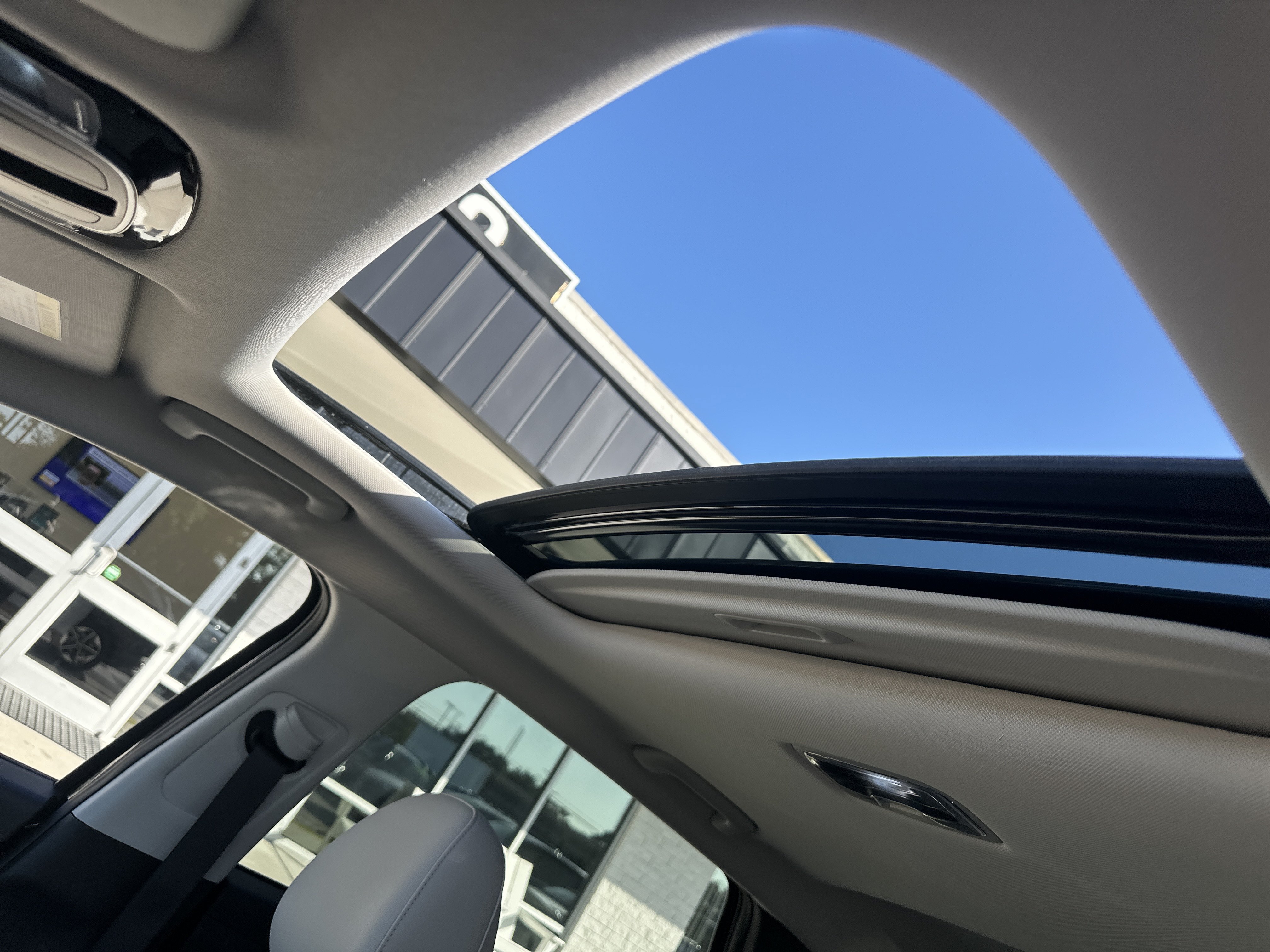 Used 2025 Hyundai Tucson SEL FWD image 11
