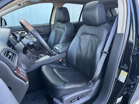 Used 2015 Lincoln MKX Base 4dr SUV w/ Equipment Group 102A image 26