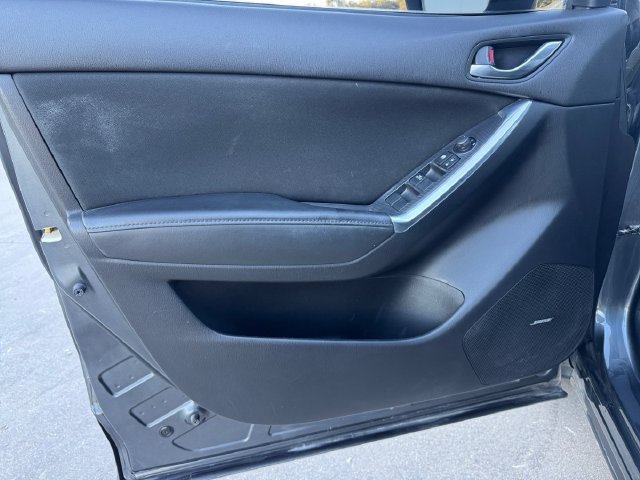 Used 2016 MAZDA CX-5 Touring w/ Bose/Moonroof Package FWD image 4