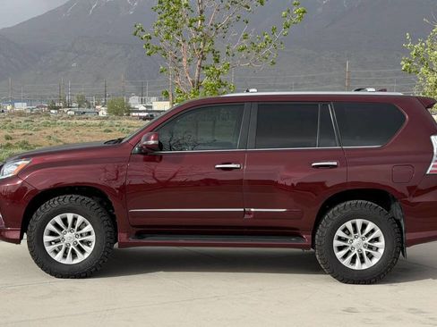 Used 2019 Lexus GX 460 Premium image 4