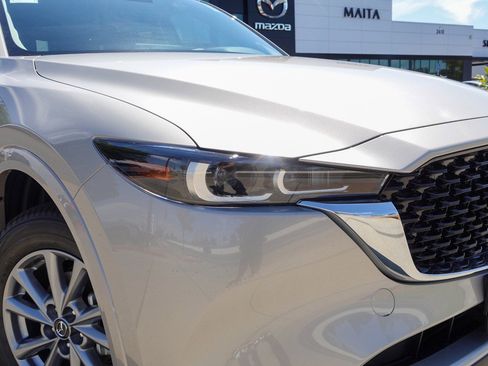 New 2025 MAZDA CX-5 AWD 2.5 S w/ Select Package image 3