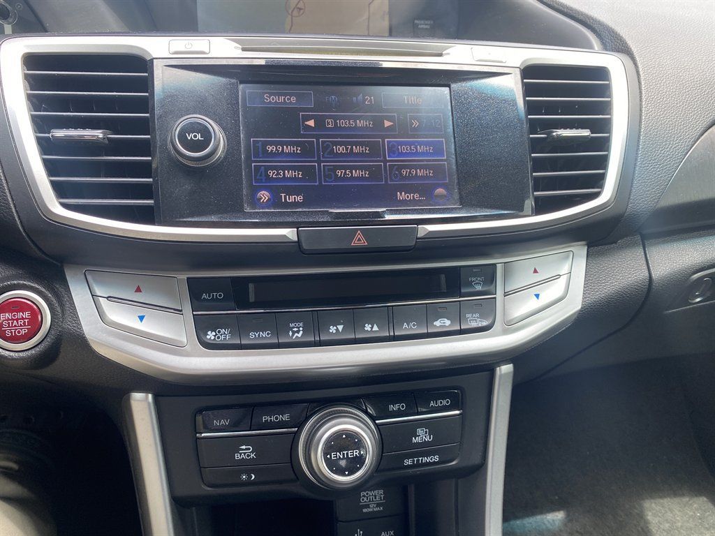 Used 2015 Honda Accord Touring image 23