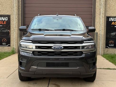 Used 2024 Ford Expedition XLT AWD/4WD image 2