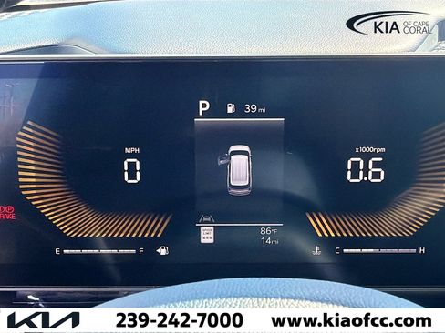 New 2026 Kia Carnival EX image 42