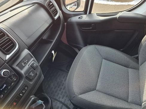 Used 2025 RAM ProMaster 2500 w/ Quick Order Package 22G SLT FWD image 18