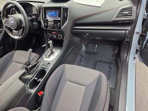 Used 2020 Subaru Crosstrek 2.0i Premium w/ Moonroof Package 2 AWD/4WD image 17