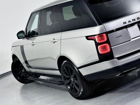 Used 2019 Land Rover Range Rover HSE image 13