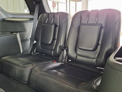 Used 2019 Ford Explorer Limited w/ Class III Trailer Tow Package image 29