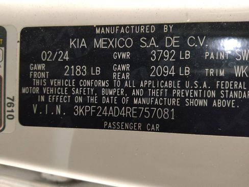 Used 2024 Kia Forte LXS image 33