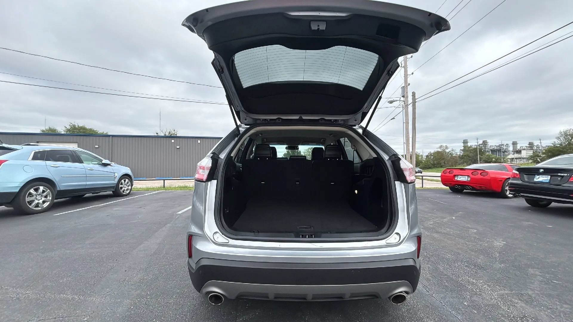 Used 2020 Ford Edge SEL FWD image 12