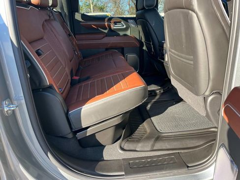 Used 2025 GMC Sierra 1500 Denali Ultimate image 30