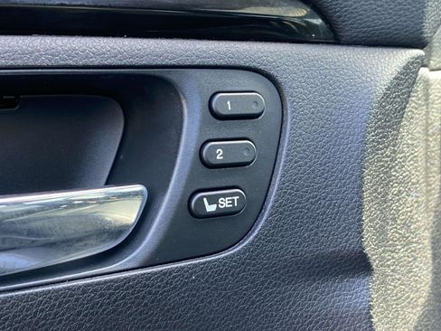 Used 2021 Honda Pilot Touring image 18