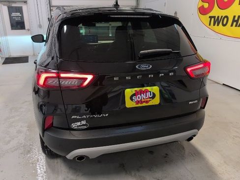 Certified 2024 Ford Escape Platinum image 35