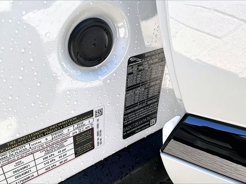 New 2026 Jaguar F-PACE R-Dynamic S image 13