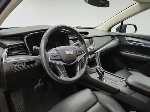 Used 2018 Cadillac XT5 Luxury AWD/4WD image 9