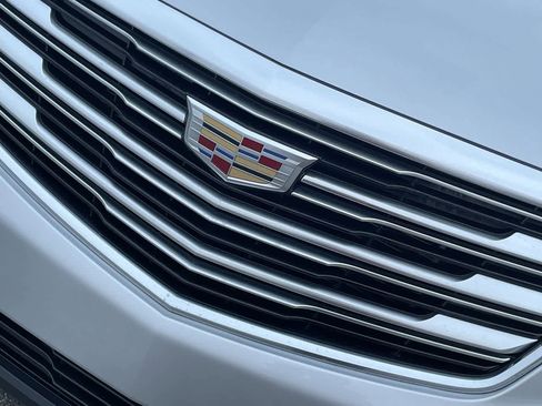 Used 2018 Cadillac XT5 Luxury w/ LPO, Wheel Lock Package image 37