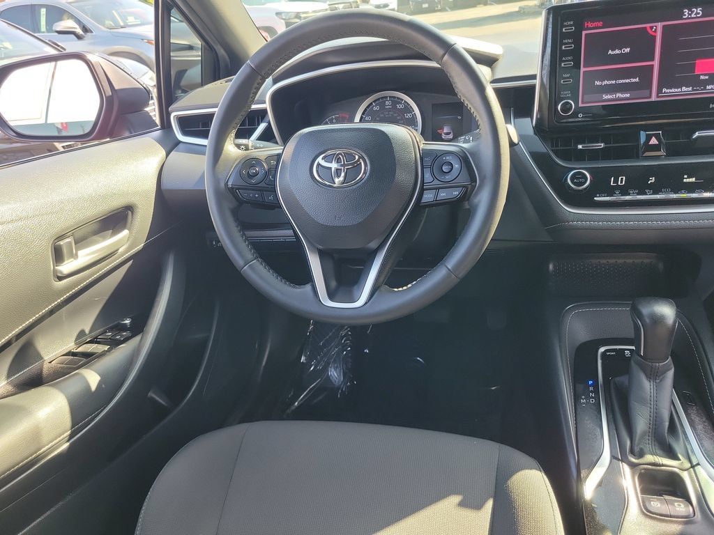 Used 2021 Toyota Corolla SE w/ Carpet Mat Package (TMS) FWD image 12