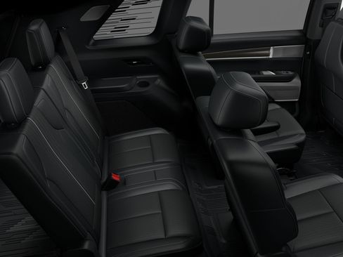 New 2026 Cadillac Vistiq Sport w/ LPO, Floor Liner Package image 45