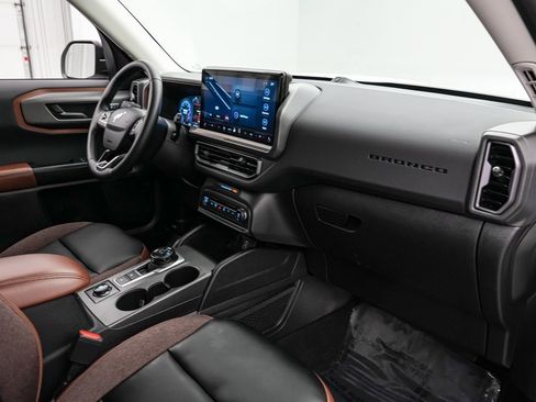 Certified 2025 Ford Bronco Sport Outer Banks w/ Outer Banks Tech Package+ image 24