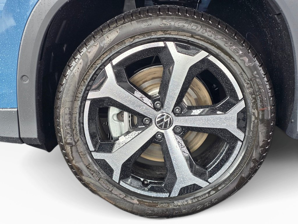 New 2026 Volkswagen Tiguan SE AWD/4WD image 12