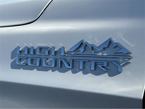 Certified 2024 Chevrolet Tahoe High Country w/ Advanced Technology Package image 37