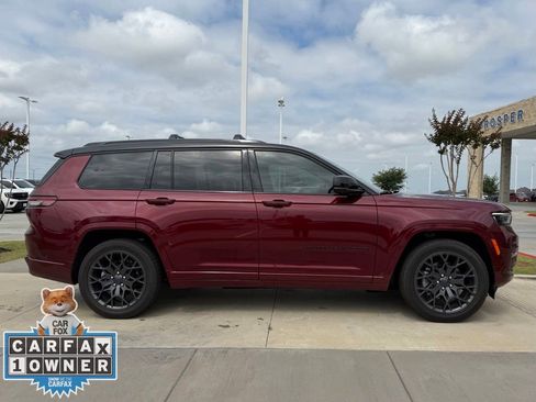 Used 2025 Jeep Grand Cherokee L Summit w/ Obsidian Package AWD/4WD image 22