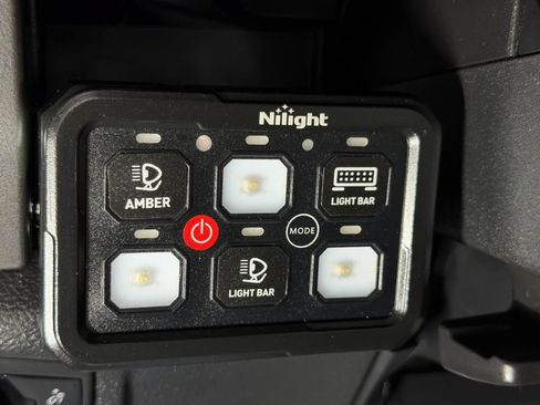 Used 2018 Ford F150 XLT w/ Equipment Group 302A Luxury AWD/4WD image 26