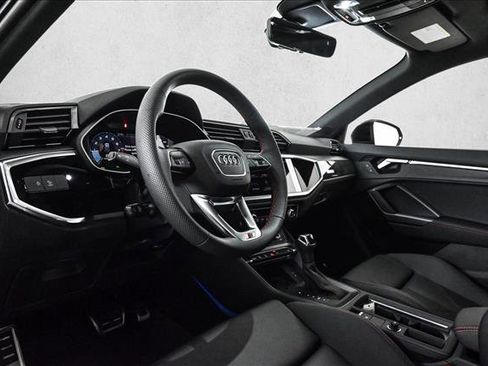 New 2025 Audi Q3 2.0T Premium Plus image 10