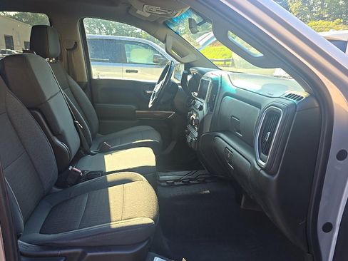 Used 2019 Chevrolet Silverado 1500 LT w/ All-Star Edition AWD/4WD image 10
