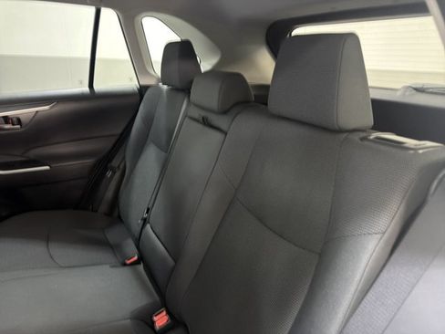 Used 2025 Toyota RAV4 LE FWD image 7