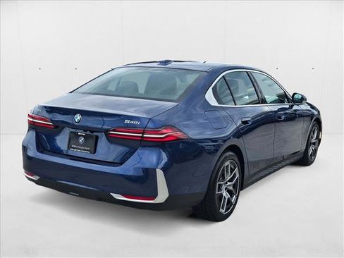 Certified 2026 BMW 530i w/ M Sport Package image 5