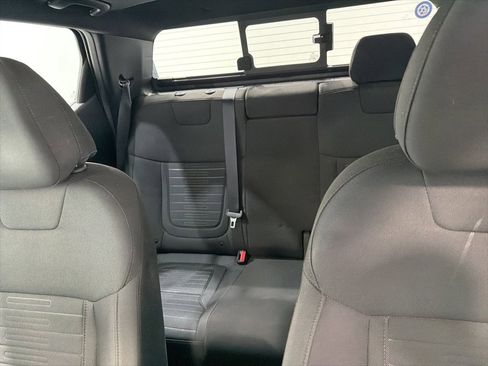 Used 2022 Hyundai Santa Cruz SEL w/ Activity Package image 16