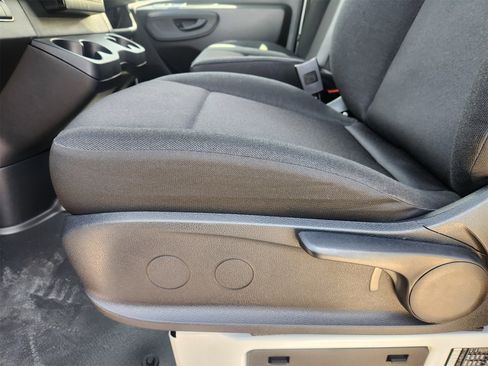 New 2025 Mercedes-Benz Sprinter 2500 image 17