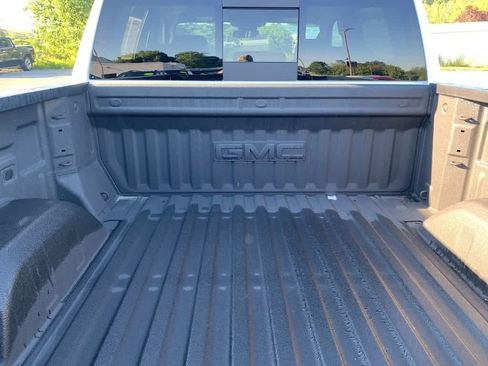 Certified 2025 GMC Sierra 1500 SLT w/ SLT Premium Plus Package AWD/4WD image 4