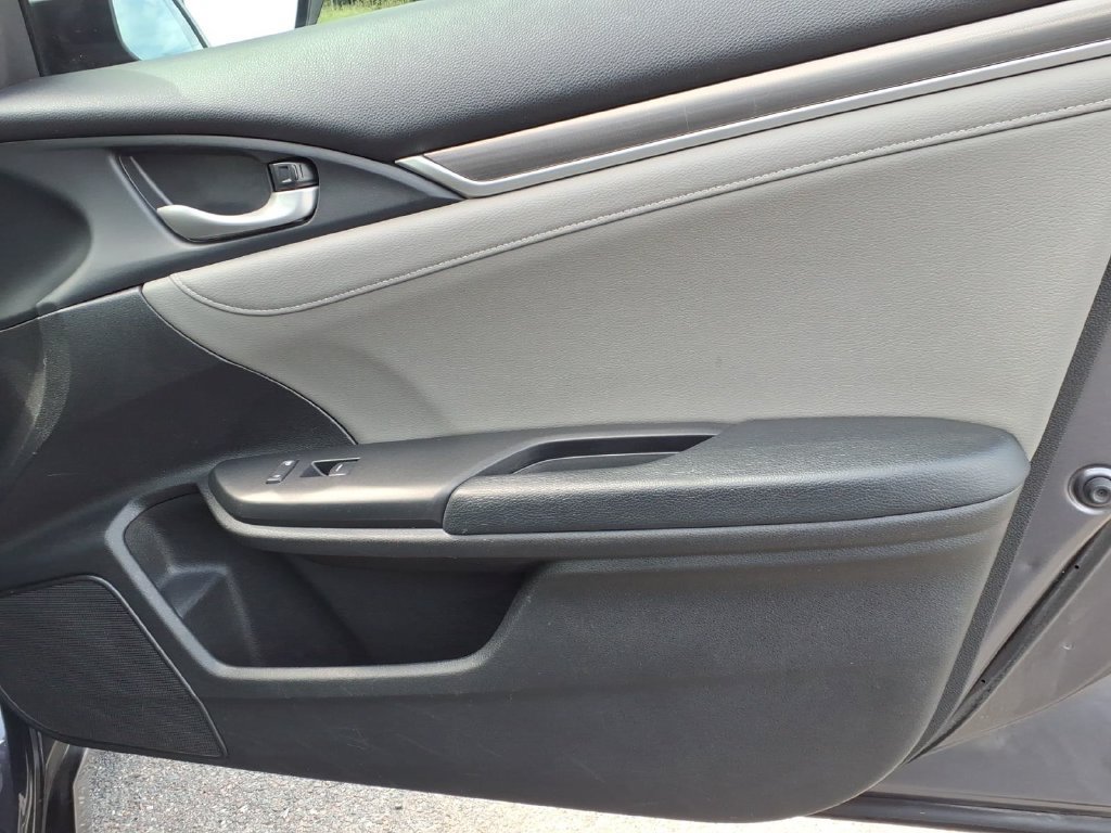 Used 2019 Honda Civic EX-L image 14