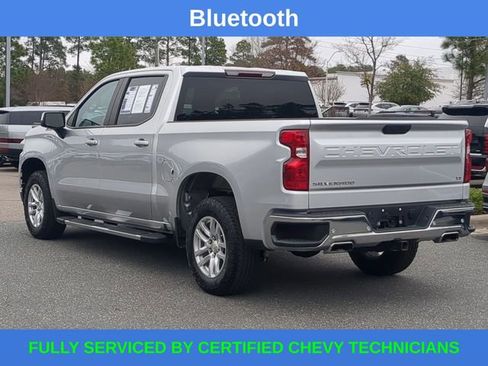 Used 2022 Chevrolet Silverado 1500 LT w/ Z71 Off-Road Package image 9