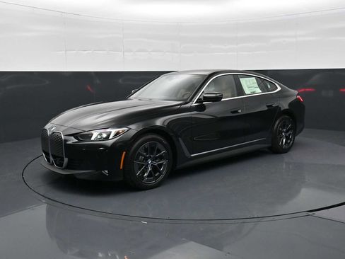New 2026 BMW i4 eDrive40 w/ Premium Package RWD image 1