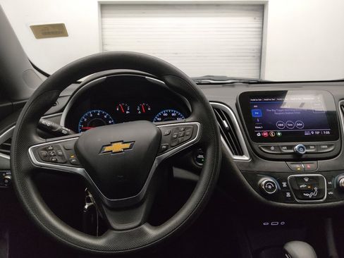 Used 2023 Chevrolet Malibu LS FWD image 22