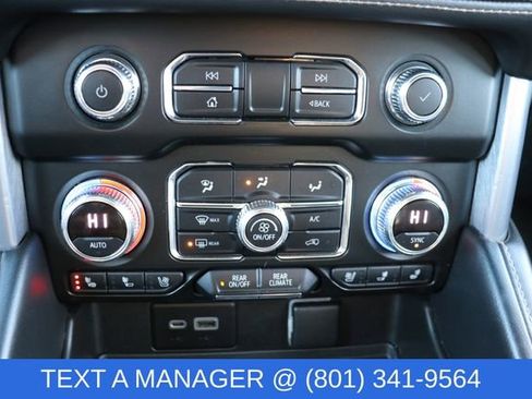 Used 2021 GMC Yukon XL SLT image 28