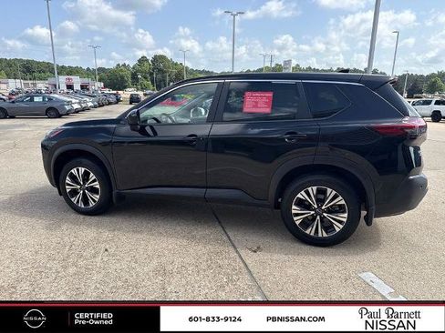 Certified 2023 Nissan Rogue SV FWD image 17