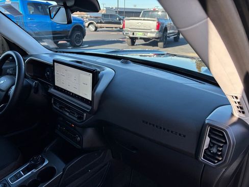 Used 2025 Ford Bronco Sport Outer Banks w/ Outer Banks Tech Package+ image 27