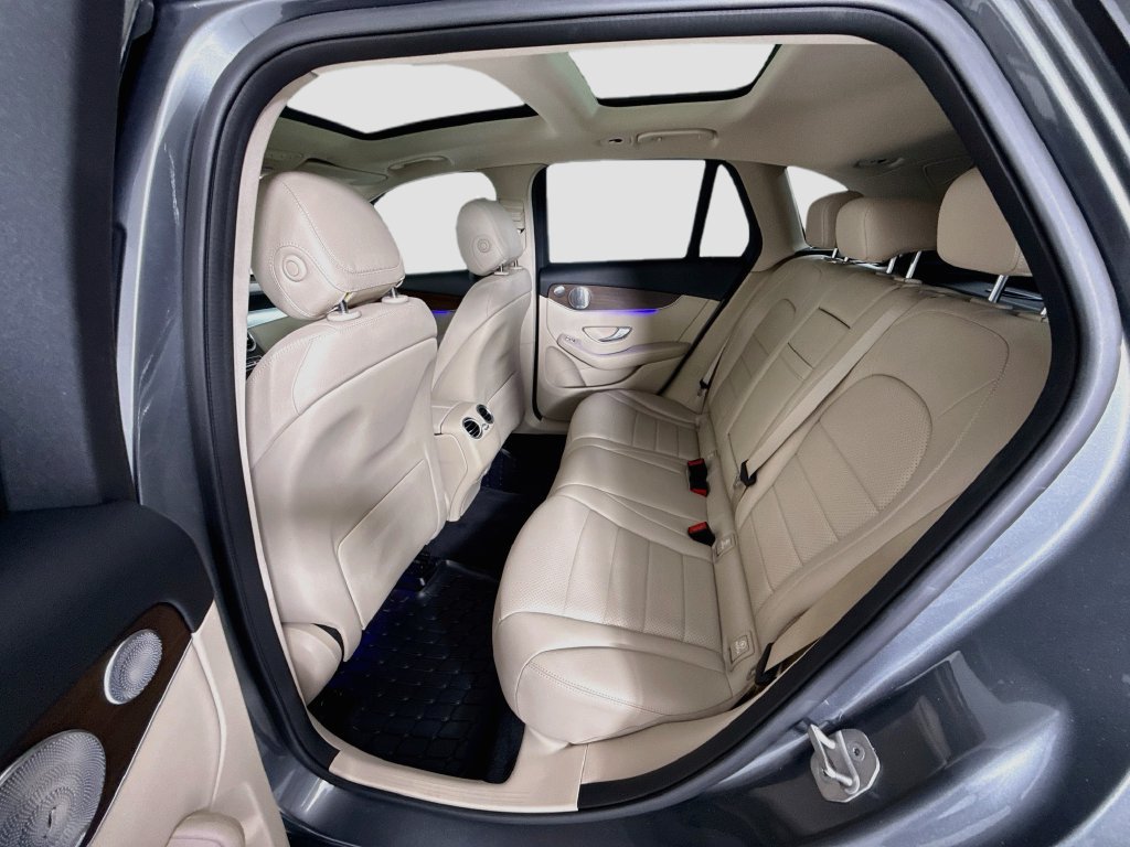 Certified 2021 Mercedes-Benz GLC 300 4MATIC image 21